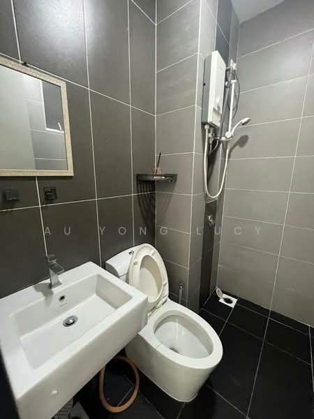Service Residence for Rent at Skysuites @ Meldrum Hills - Au Yong Lucy - Bathroom - PropertyGuru.com.my