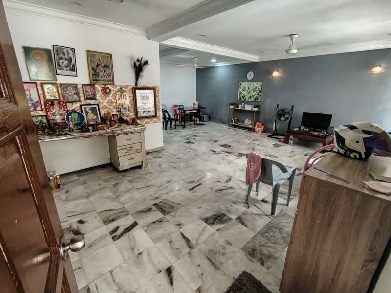 2-storey Terraced House for Sale in Sentul Pasar (Sentul) - Amber Ng - Living Room - PropertyGuru.com.my