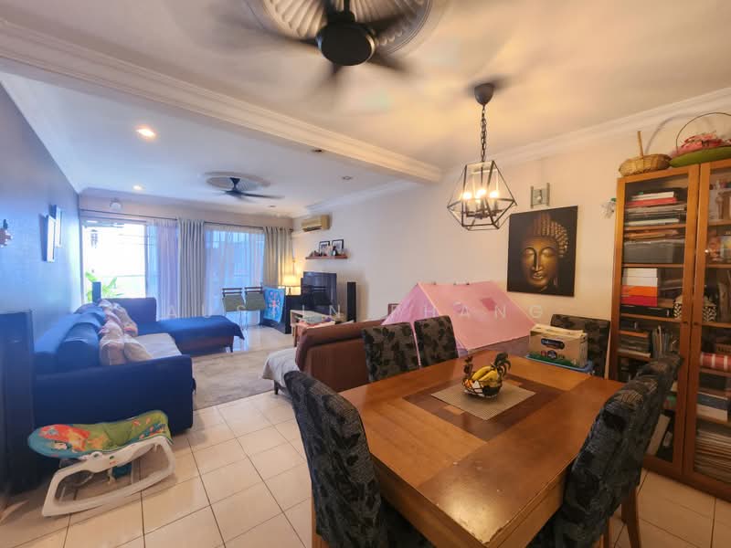 Kondominium untuk Dijual di Union Heights - Austin Phang - Living Room - PropertyGuru.com.my