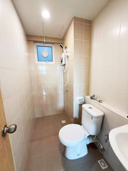 Condominium for Rent at Havana Beach Residences - Jerry Tan - Bathroom - PropertyGuru.com.my