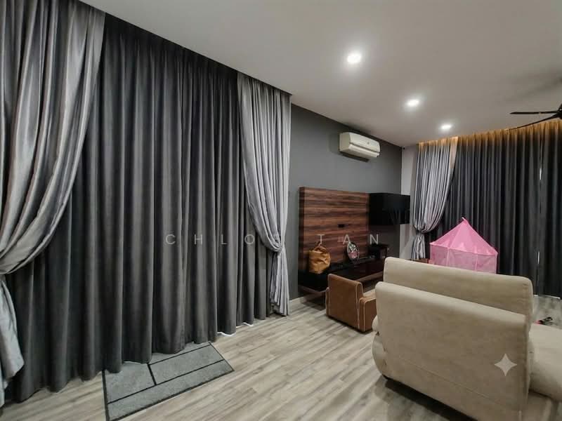 2-storey Terraced House for Sale in Kota Kemuning (Shah Alam) - Chloe Tan - Living Room - PropertyGuru.com.my