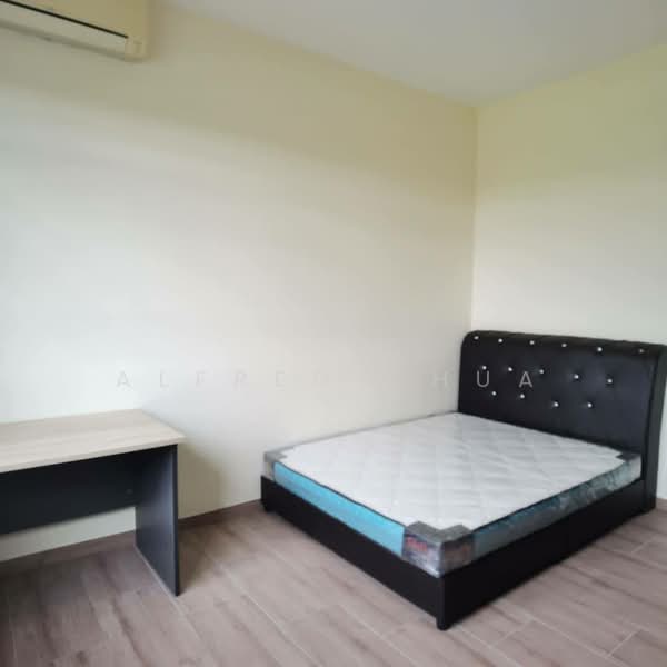 2-storey Terraced House for Sale in Stutong (Kuching) - Alfred Chua - Bedroom - PropertyGuru.com.my