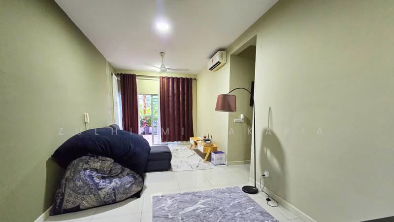 Service Residence for Sale at Savanna Executive Suite @ Southville City - Zulhilmi Zakaria - Living Room - PropertyGuru.com.my