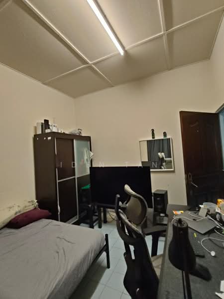 Rumah Teres 1 Tingkat untuk Dijual di Taman Johor Jaya (Johor Bahru) - Iden Tan - Bedroom - PropertyGuru.com.my