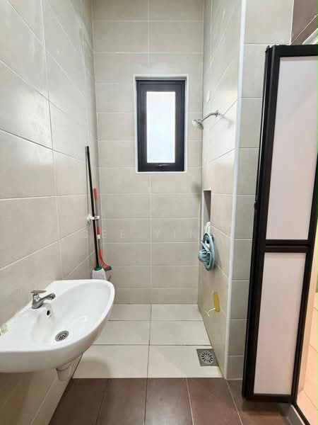 Rumah Teres 2 Tingkat untuk Dijual di Bandar Putra (Kulai) - See Yin . - Bathroom - PropertyGuru.com.my