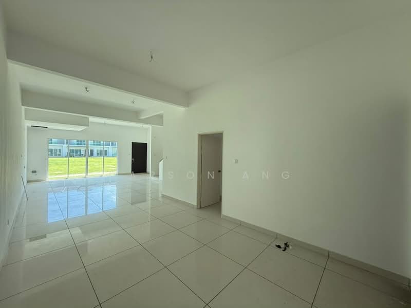 Rumah Teres 3 Tingkat untuk Dijual di Butterworth (Penang) - Carson Ang - Living Room - PropertyGuru.com.my
