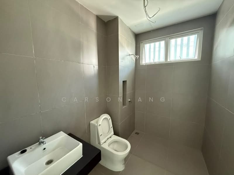 Rumah Teres 3 Tingkat untuk Dijual di Butterworth (Penang) - Carson Ang - Bathroom - PropertyGuru.com.my