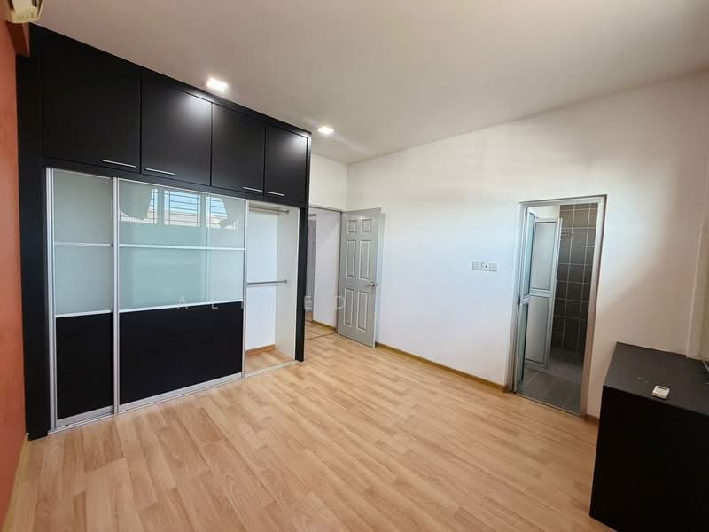 Rumah Berkembar untuk Dijual di Kota Samarahan (Sarawak) - Alfred Chua - Bedroom - PropertyGuru.com.my