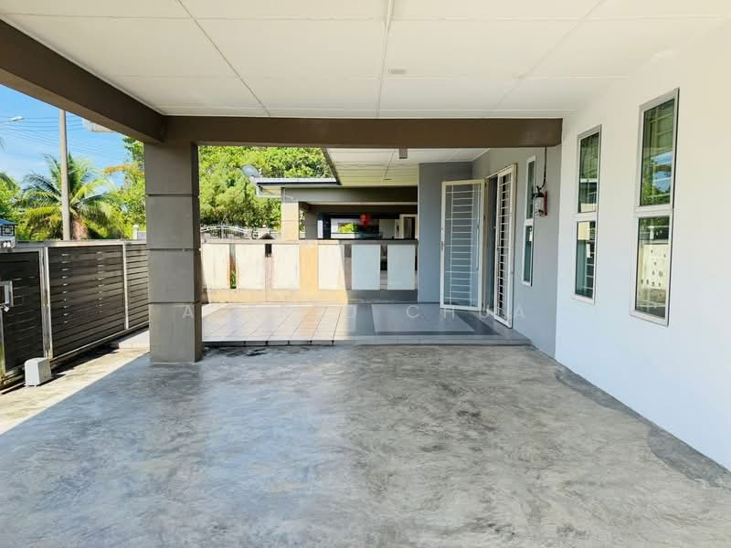 Rumah Berkembar untuk Dijual di Kota Samarahan (Sarawak) - Alfred Chua - Exterior - PropertyGuru.com.my