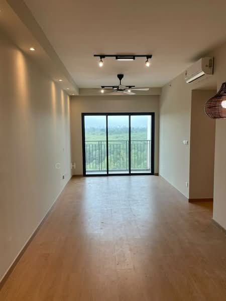 Servis Apartment untuk Dijual di Maya Bay Residences @ Gamuda Cove - Chris Lee - Living Room - PropertyGuru.com.my
