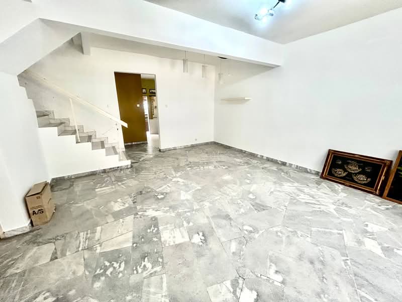 Rumah Teres 2 Tingkat untuk Dijual di Taman Desa Mewah (Semenyih) - Azli Ibrahim - Interior - PropertyGuru.com.my