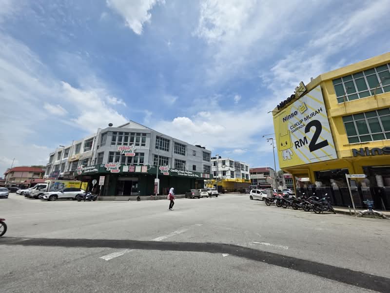Shop for Sale in Taman Sri Serdang (Seri Kembangan) - Evonne Lee - Exterior - PropertyGuru.com.my