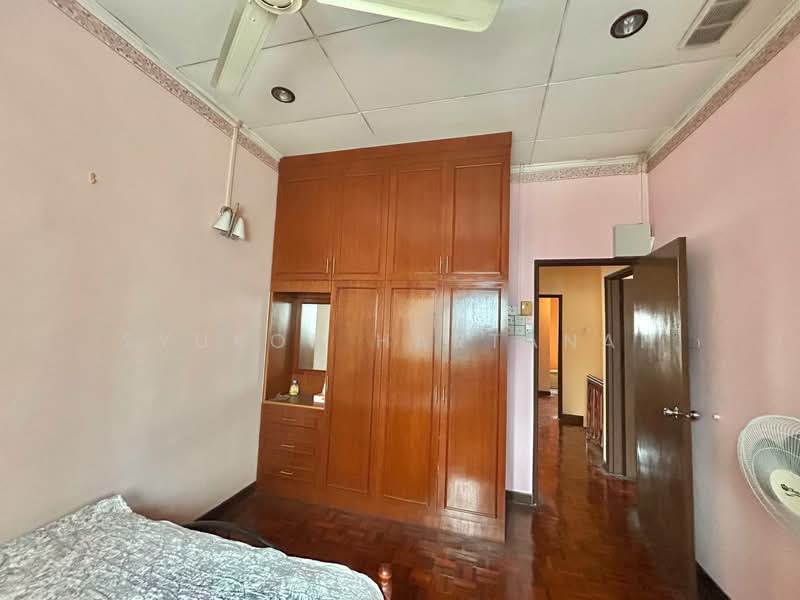 2-storey Terraced House for Sale in Subang Jaya (Selangor) - Syukor Hartanah - Bedroom - PropertyGuru.com.my