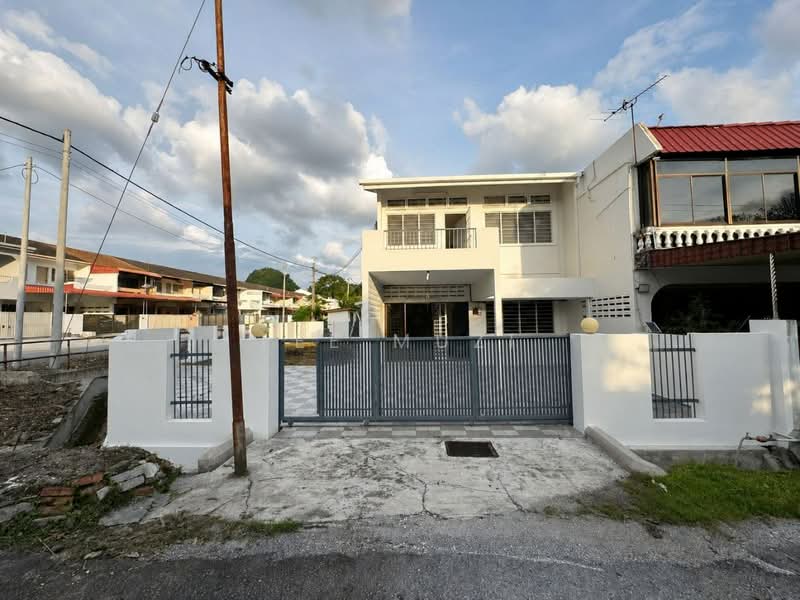 2-storey Terraced House for Sale in Ipoh Garden (Ipoh) - Lee Muzi - Exterior - PropertyGuru.com.my