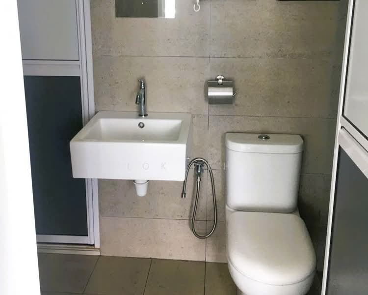 Servis Apartment untuk Disewa di Kenwingston Square Garden - Lok Teh - Bathroom - PropertyGuru.com.my