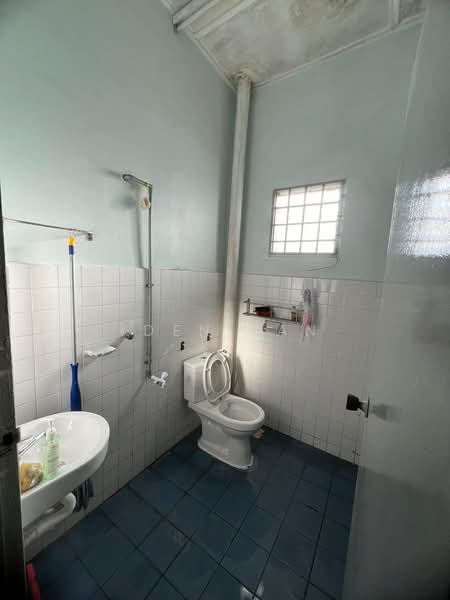 Rumah Teres 2 Tingkat untuk Dijual di Skudai (Johor) - Iden Tan - Bathroom - PropertyGuru.com.my