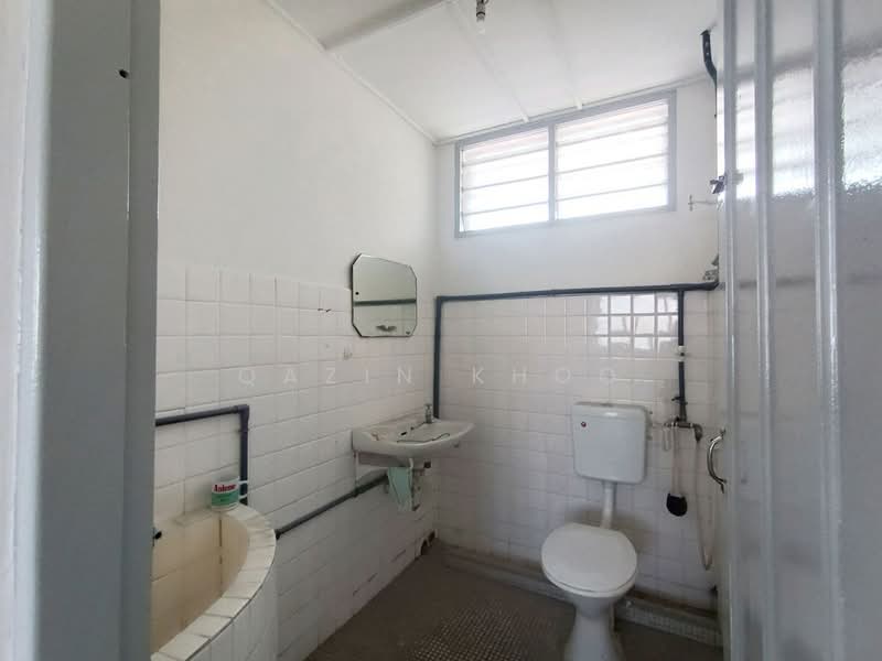 2-storey Terraced House for Sale in Ipoh Garden (Ipoh) - Qazin Khoo - Bathroom - PropertyGuru.com.my