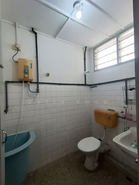 2-storey Terraced House for Sale in Ipoh Garden (Ipoh) - Qazin Khoo - Bathroom - PropertyGuru.com.my