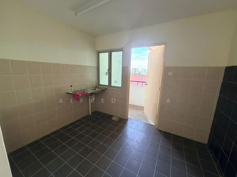 Kondominium untuk Dijual di MJC Upper Sanctuary - Alfred Chua - Kitchen - PropertyGuru.com.my