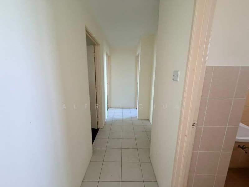 Kondominium untuk Dijual di MJC Upper Sanctuary - Alfred Chua - Corridor - PropertyGuru.com.my