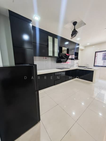 Rumah Teres 2 Tingkat untuk Disewa di Bandar Dato Onn (Tebrau) - Darren Ho - Kitchen - PropertyGuru.com.my