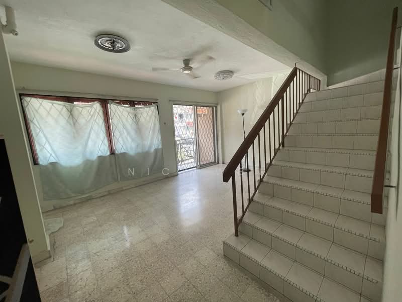 Pangsapuri untuk Disewa di Perdana Villa - Nick Wen - Living Room - PropertyGuru.com.my