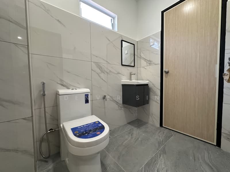 2-storey Terraced House for Sale in Mahkota Cheras (Cheras) - Denver Sin - Bathroom - PropertyGuru.com.my