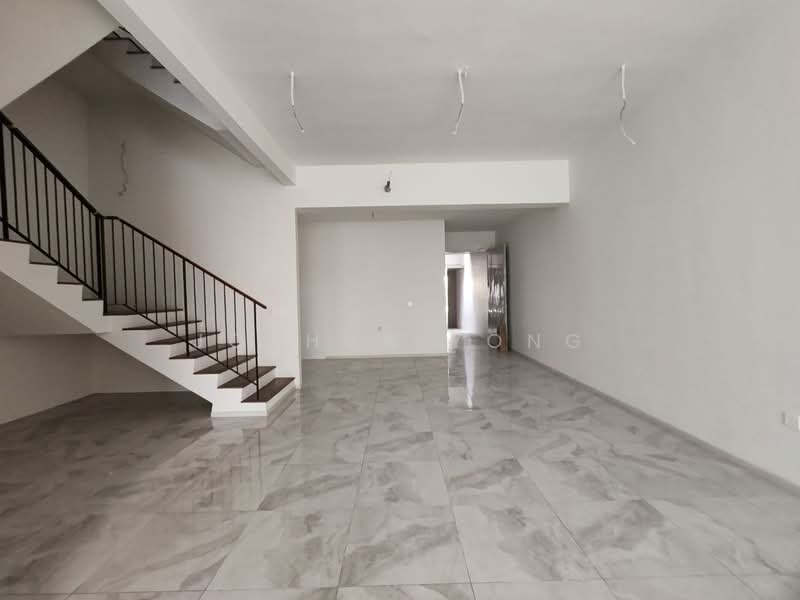 3-storey Terraced House for Sale in Taman Bukit Serdang (Seri Kembangan) - Joshua Yong - Interior - PropertyGuru.com.my