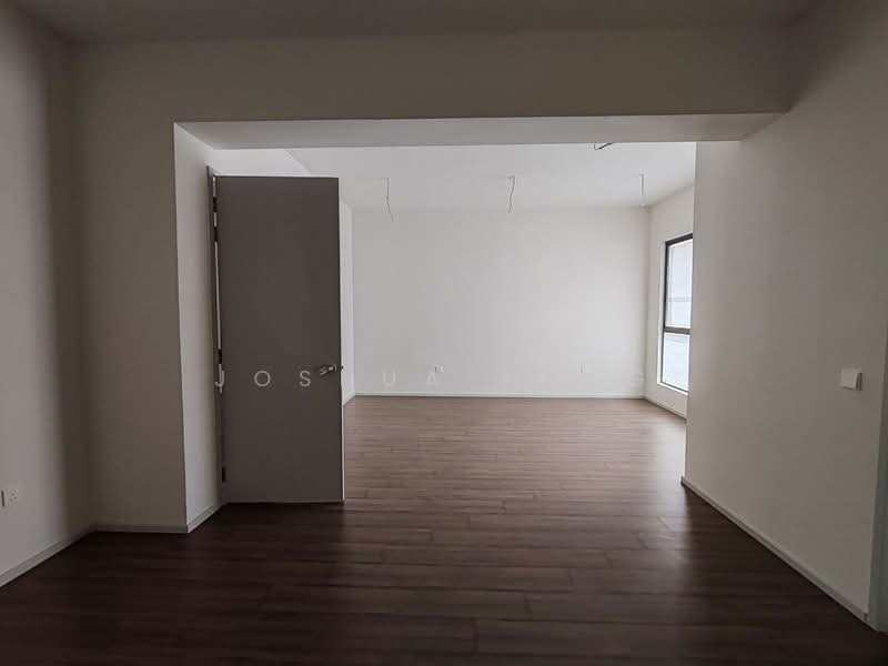 3-storey Terraced House for Sale in Taman Bukit Serdang (Seri Kembangan) - Joshua Yong - Interior - PropertyGuru.com.my