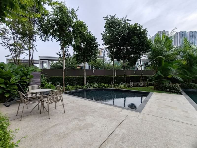 3-storey Terraced House for Sale in Taman Bukit Serdang (Seri Kembangan) - Joshua Yong - Exterior - PropertyGuru.com.my