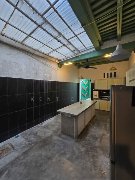 Kedai untuk Dijual di George Town (Penang) - Kent Chua - Kitchen - PropertyGuru.com.my