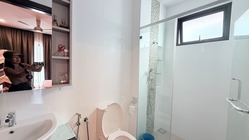Rumah Berkembar untuk Dijual di Ampang (Selangor) - Denver Sin - Bathroom - PropertyGuru.com.my