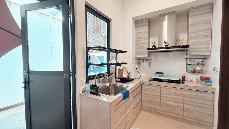 Rumah Berkembar untuk Dijual di Ampang (Selangor) - Denver Sin - Kitchen - PropertyGuru.com.my