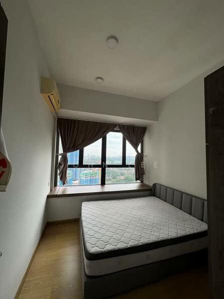 Condominium for Rent at Royal Strand @ Country Garden Danga Bay - John Lee - Bedroom - PropertyGuru.com.my