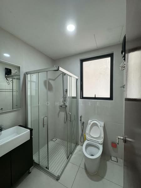 Condominium for Rent at Royal Strand @ Country Garden Danga Bay - John Lee - Bathroom - PropertyGuru.com.my