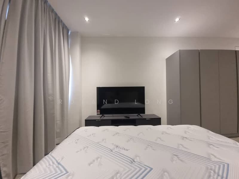 Servis Apartment untuk Disewa di Lumi Tropicana Serviced Residence - Roland Long - Bedroom - PropertyGuru.com.my