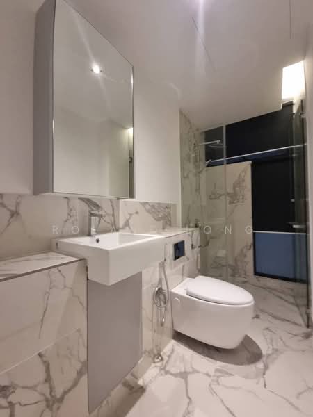 Servis Apartment untuk Disewa di Lumi Tropicana Serviced Residence - Roland Long - Bathroom - PropertyGuru.com.my