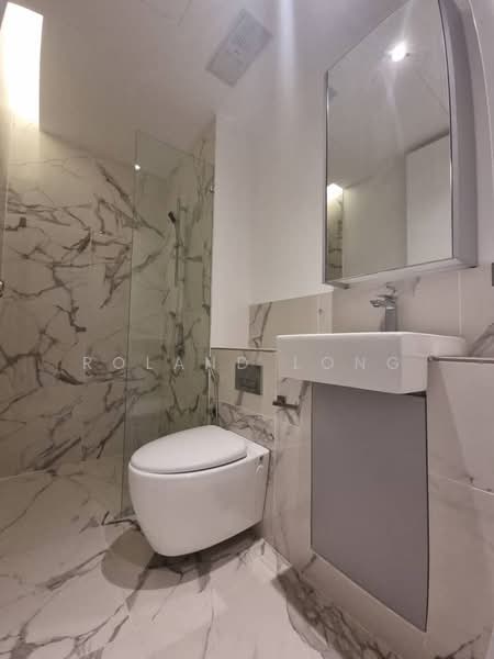 Servis Apartment untuk Disewa di Lumi Tropicana Serviced Residence - Roland Long - Bathroom - PropertyGuru.com.my