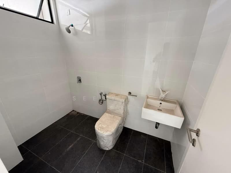 Semi-Detached House for Sale in Johor Bahru (Johor) - See Yin . - Bathroom - PropertyGuru.com.my