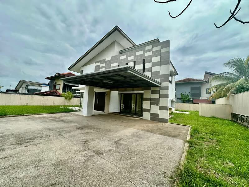 Bungalow for Sale in Bandar Seri Putra (Bangi) - Azli Ibrahim - Exterior - PropertyGuru.com.my