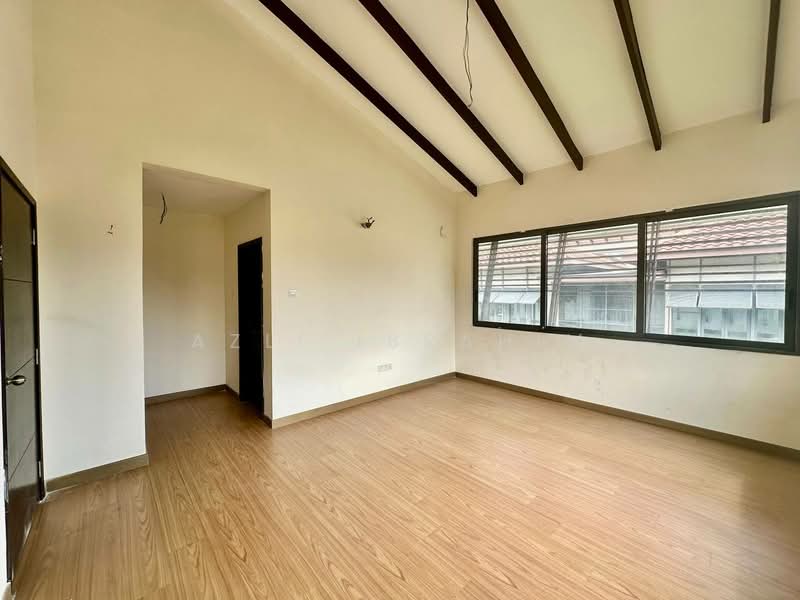 Bungalow for Sale in Bandar Seri Putra (Bangi) - Azli Ibrahim - Living Room - PropertyGuru.com.my