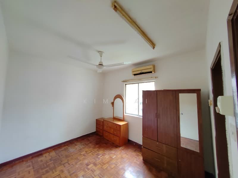Apartment for Sale at Subang Perdana Goodyear Court 3 - Kim Lai - Bedroom - PropertyGuru.com.my