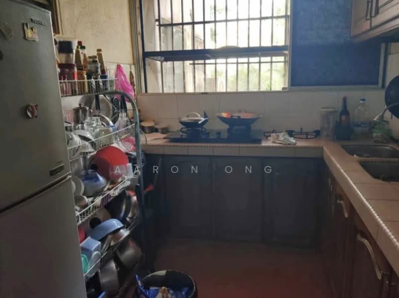 Pangsapuri untuk Dijual di Cemerlang Apartments - Aaron Ong - Kitchen - PropertyGuru.com.my