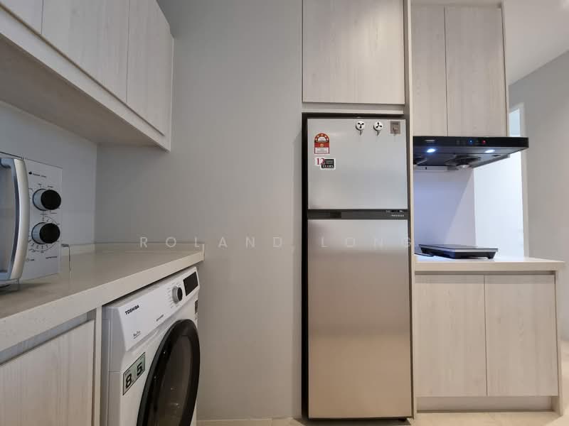 Servis Apartment untuk Disewa di Lumi Tropicana Serviced Residence - Roland Long - Kitchen - PropertyGuru.com.my