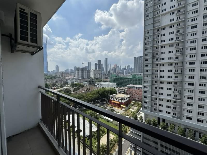 Pangsapuri untuk Disewa di Residensi Jalan Jubilee - William Cho - Balcony - PropertyGuru.com.my