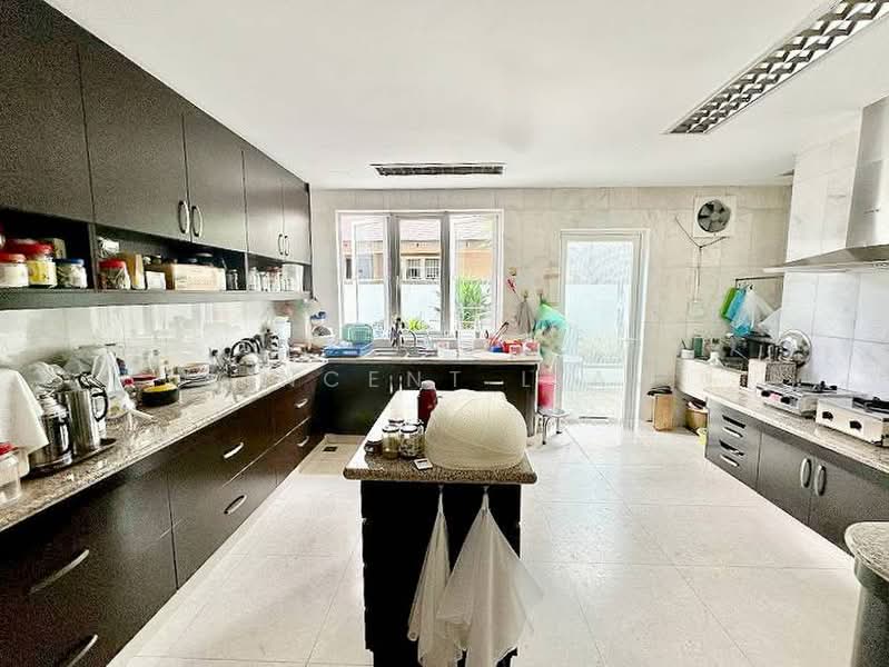 Bungalow House for Sale in Tropican Indah Resort (Tropicana) - Vincent Liaw - Kitchen - PropertyGuru.com.my