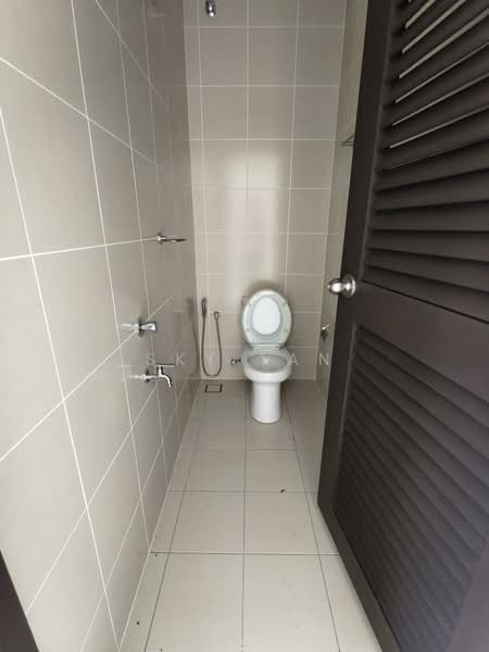 Terraced House for Sale in Medini (Iskandar Puteri (Nusajaya)) - Sky Tan - Bathroom - PropertyGuru.com.my