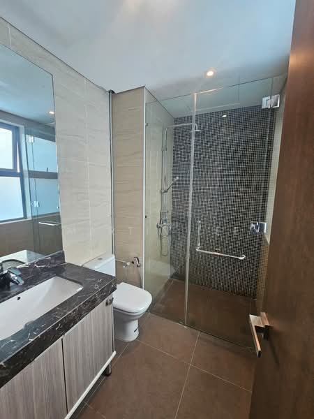Kondominium untuk Disewa di Capella Embassy (D'Rapport Residences) - Martin Lee - Bathroom - PropertyGuru.com.my