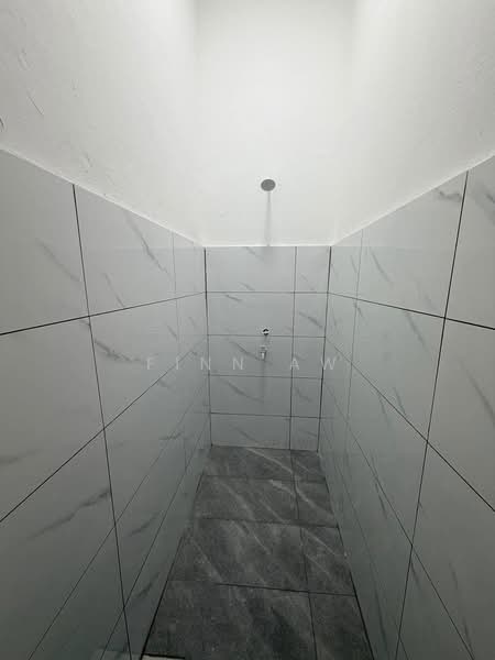 1-storey Terraced House for Sale in Taman Air Biru (Pasir Gudang) - Finn Aw - Bathroom - PropertyGuru.com.my