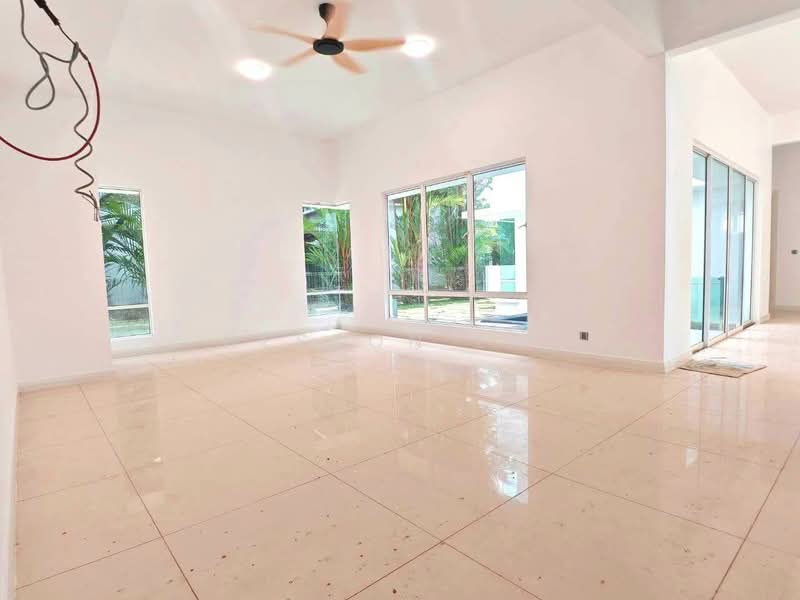 Rumah Banglo untuk Dijual di East Ledang (Iskandar Puteri (Nusajaya)) - Heston Lai - Living Room - PropertyGuru.com.my